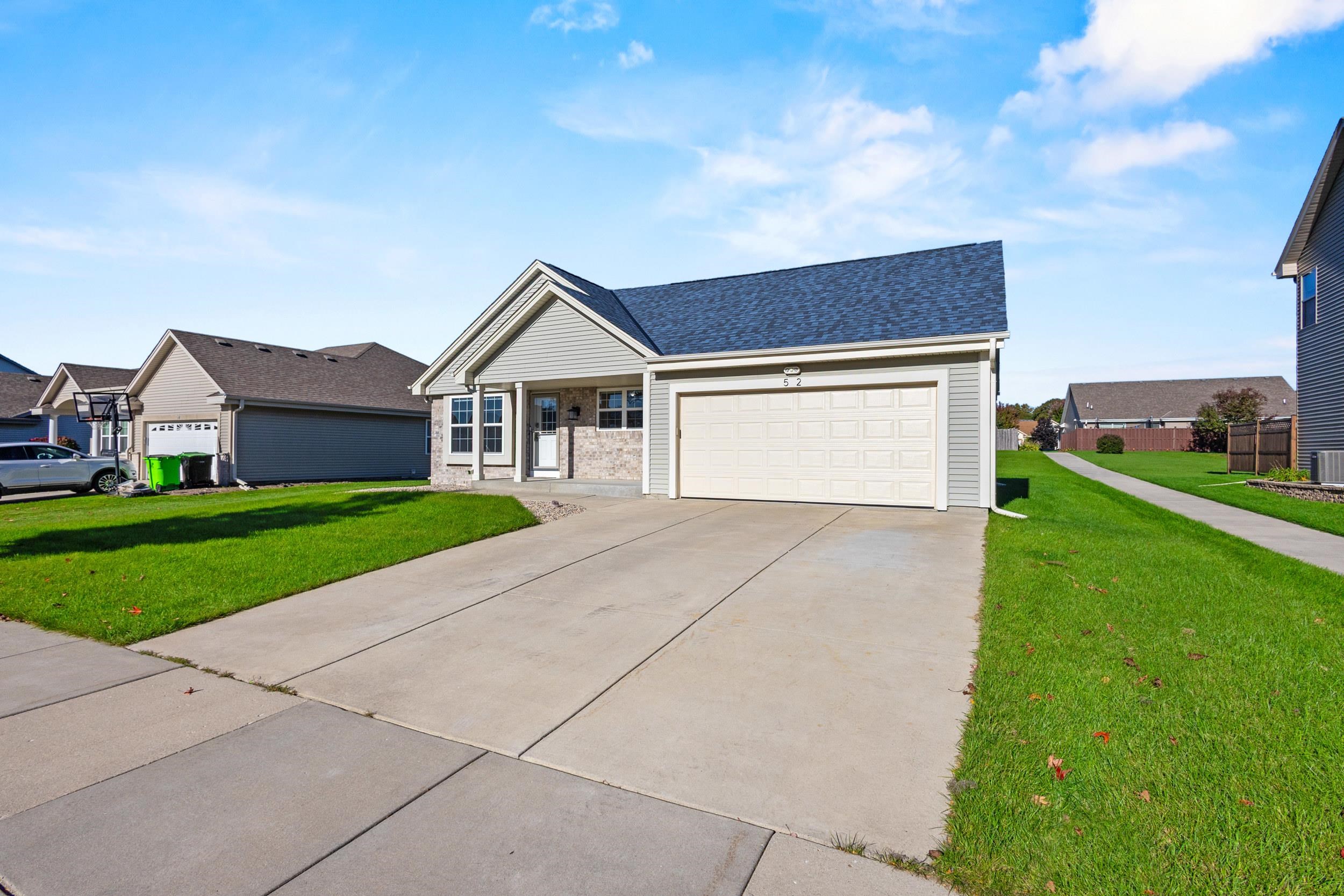 52 RUSHMORE Lane