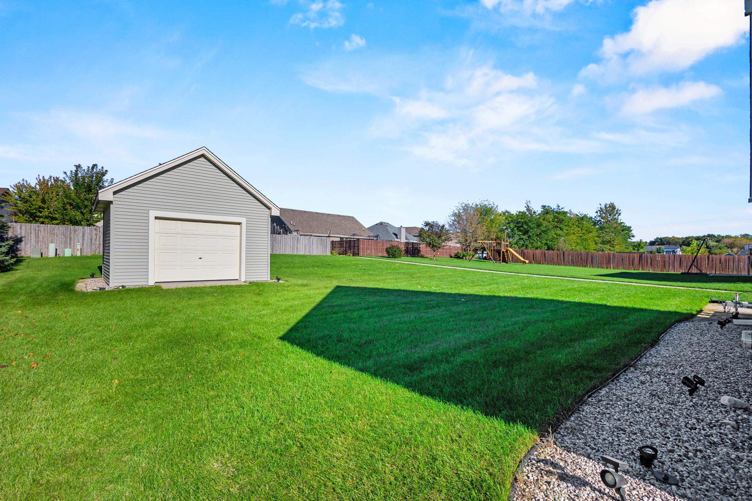 52 RUSHMORE Lane