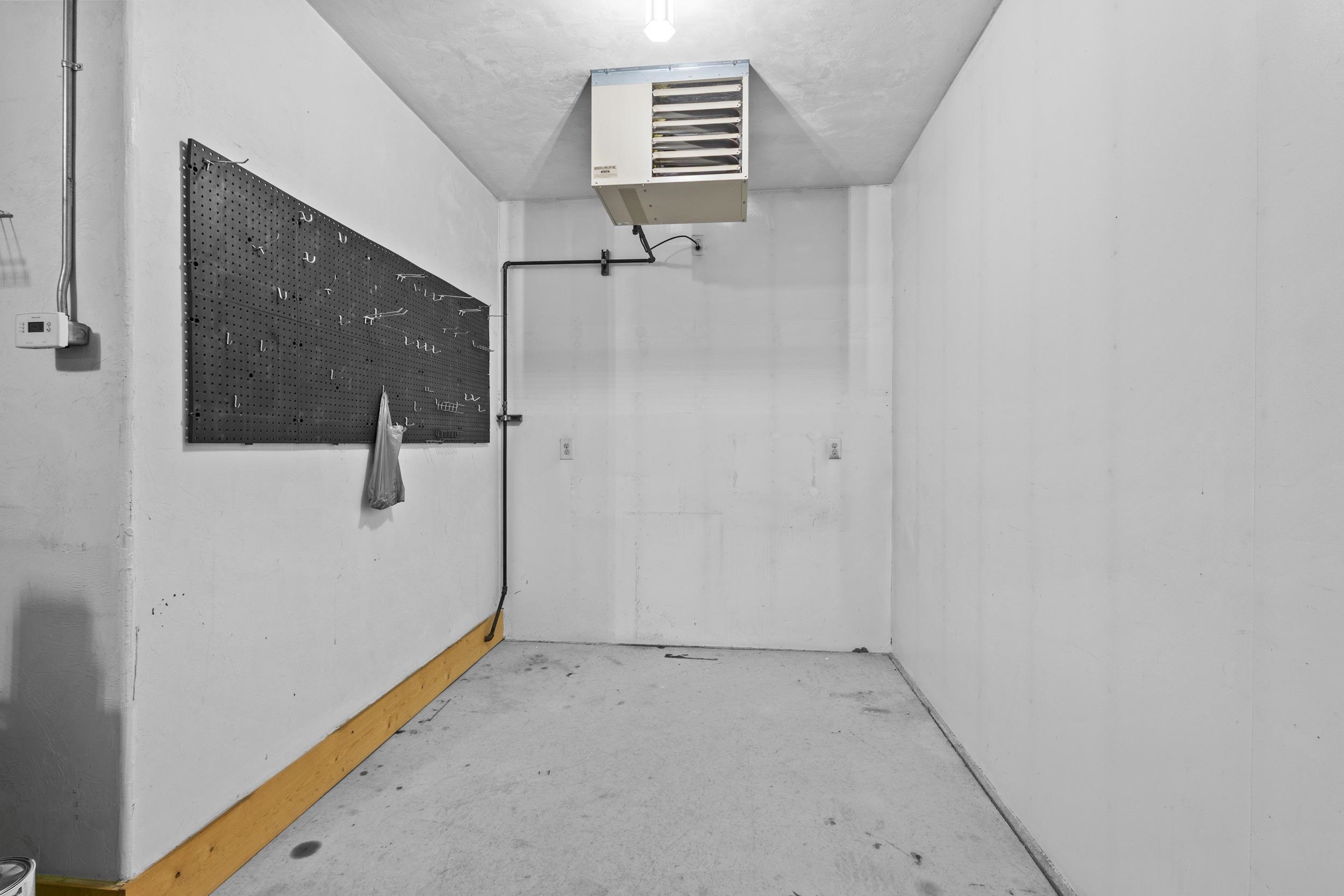 52 RUSHMORE Lane