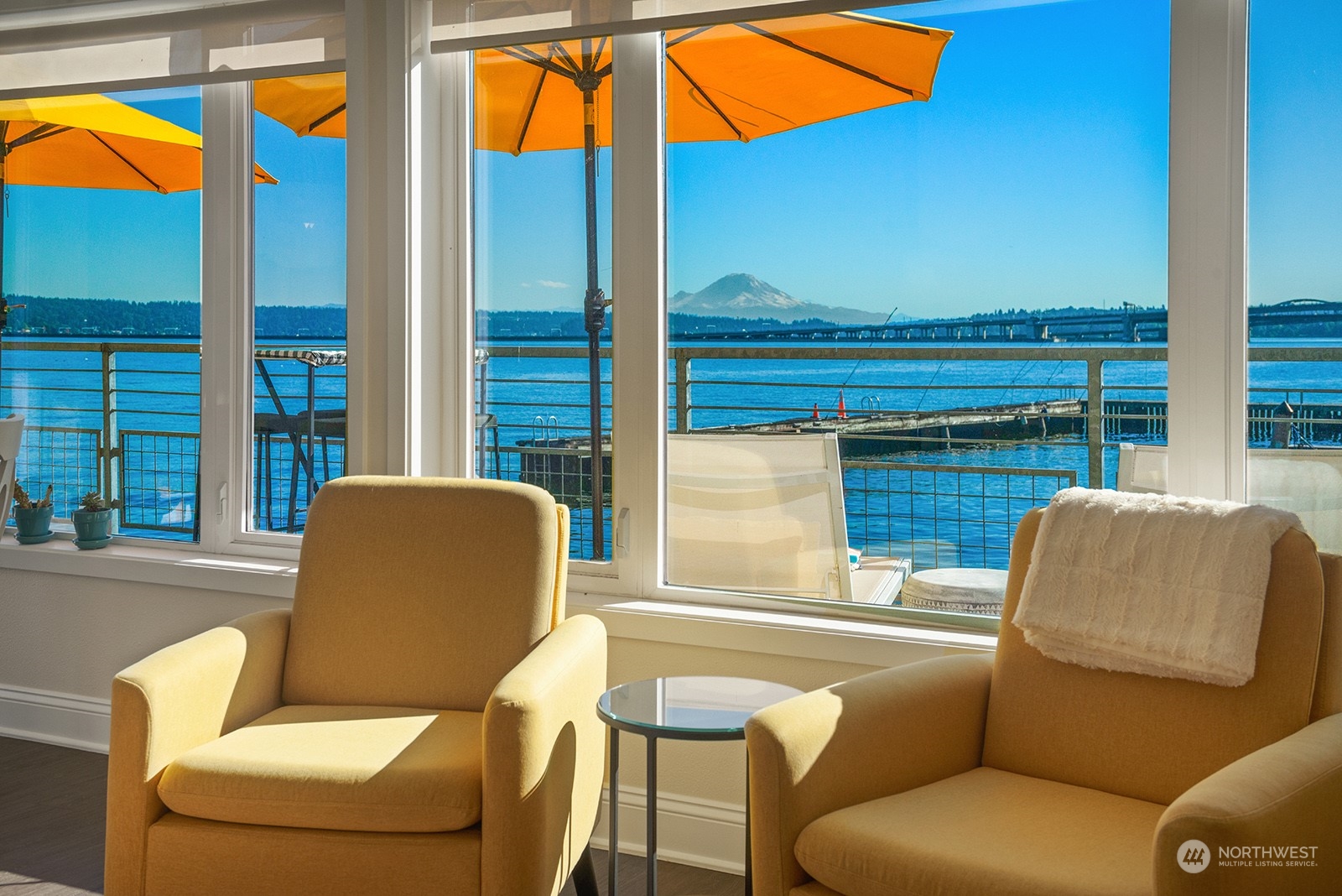 334 Lakeside Avenue S Unit: 107