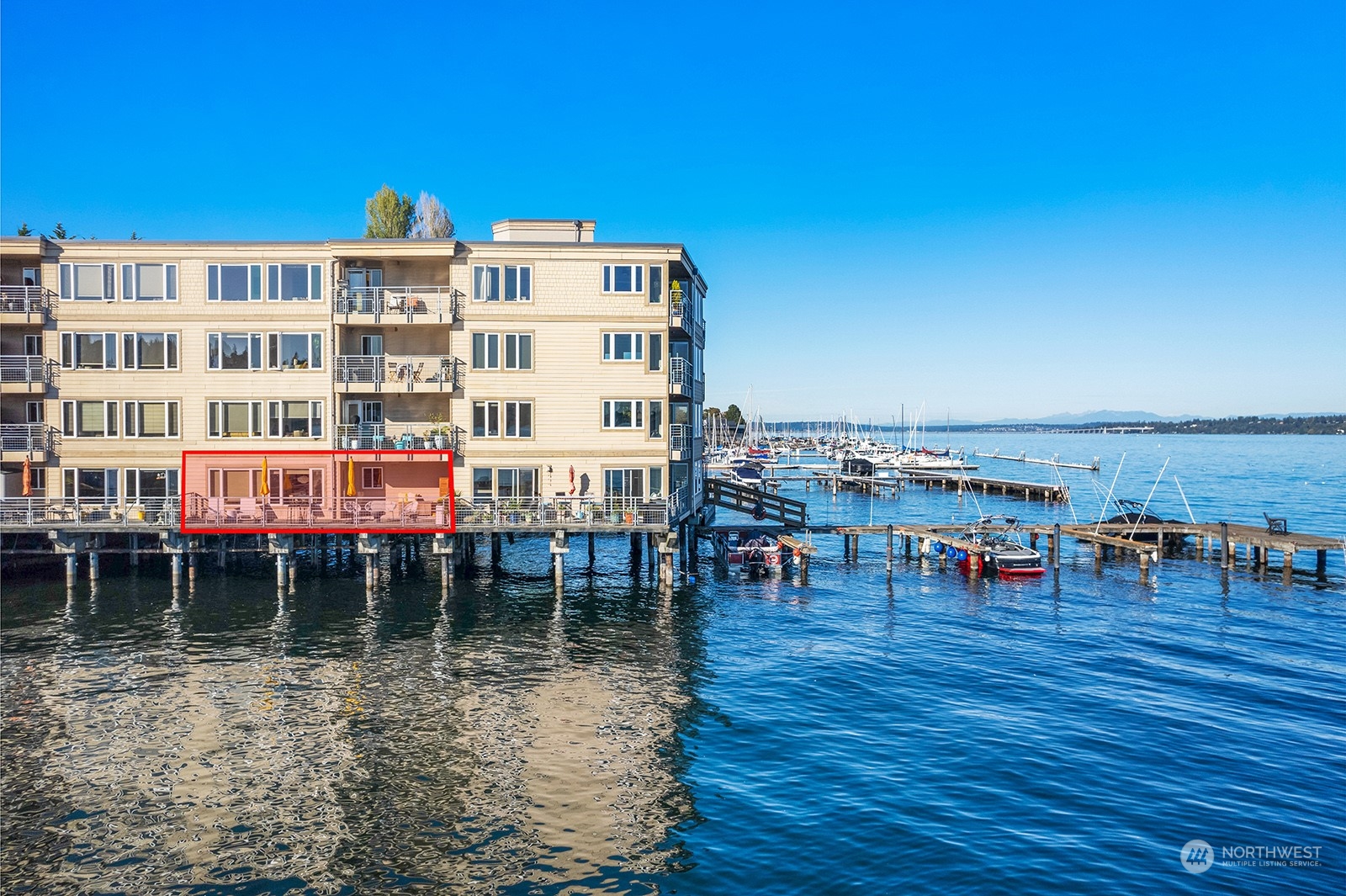 334 Lakeside Avenue S Unit: 107
