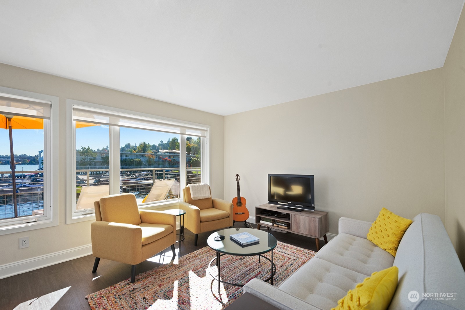 334 Lakeside Avenue S Unit: 107