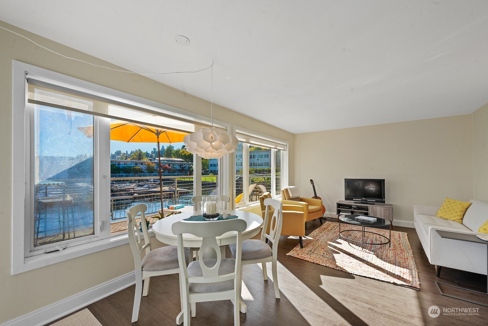 334 Lakeside Avenue S Unit: 107
