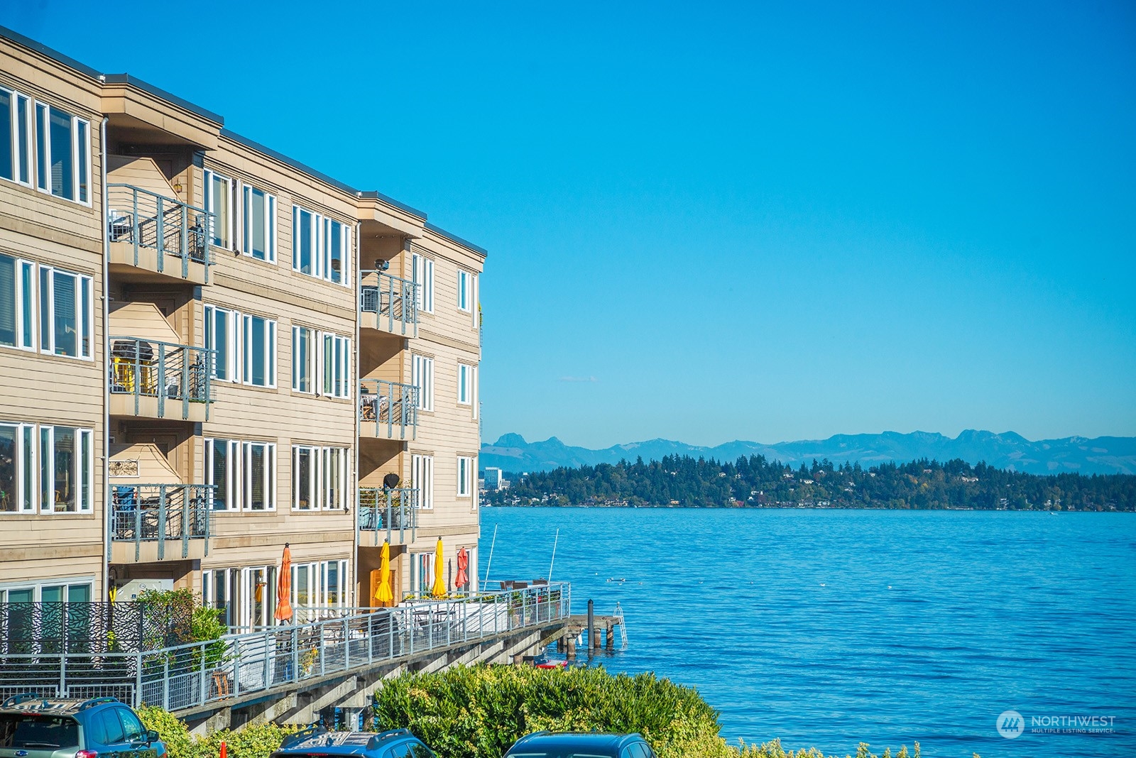 334 Lakeside Avenue S Unit: 107