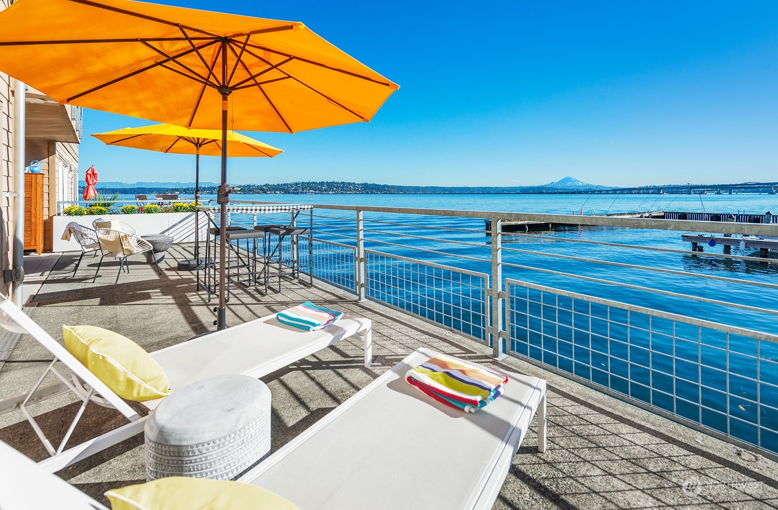 334 Lakeside Avenue S Unit: 107