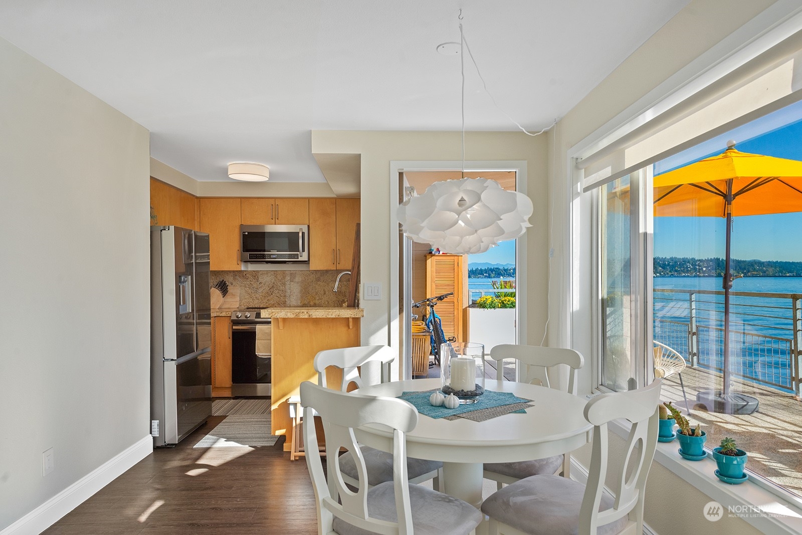 334 Lakeside Avenue S Unit: 107