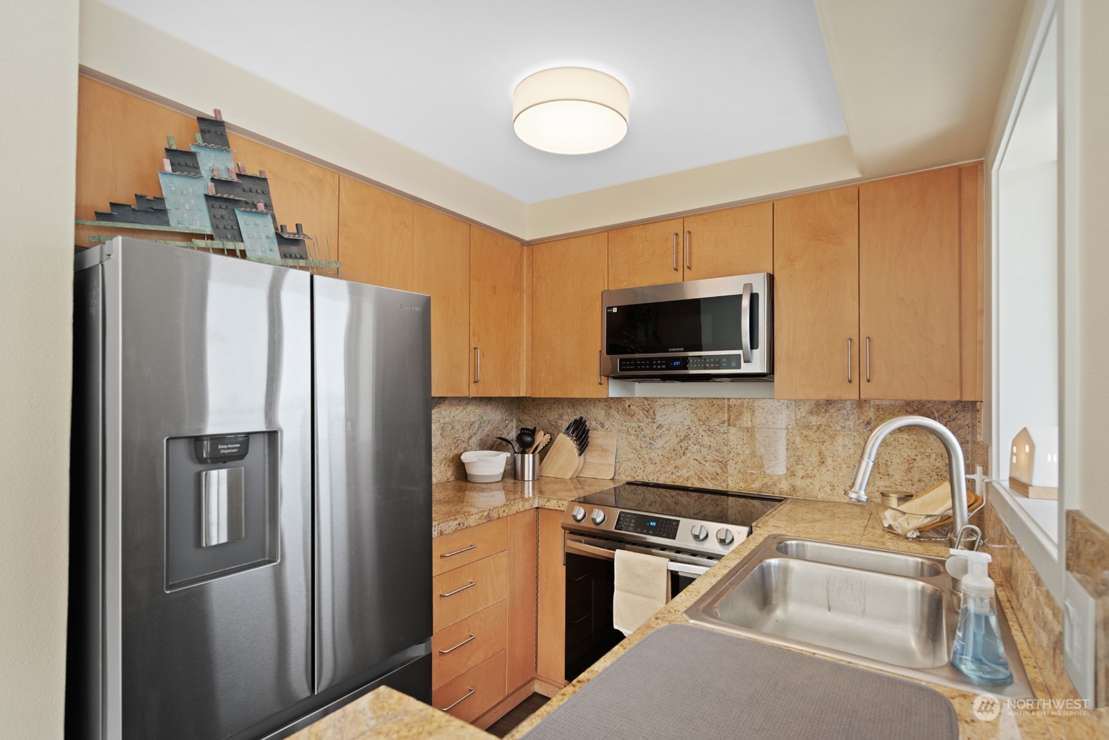 334 Lakeside Avenue S Unit: 107