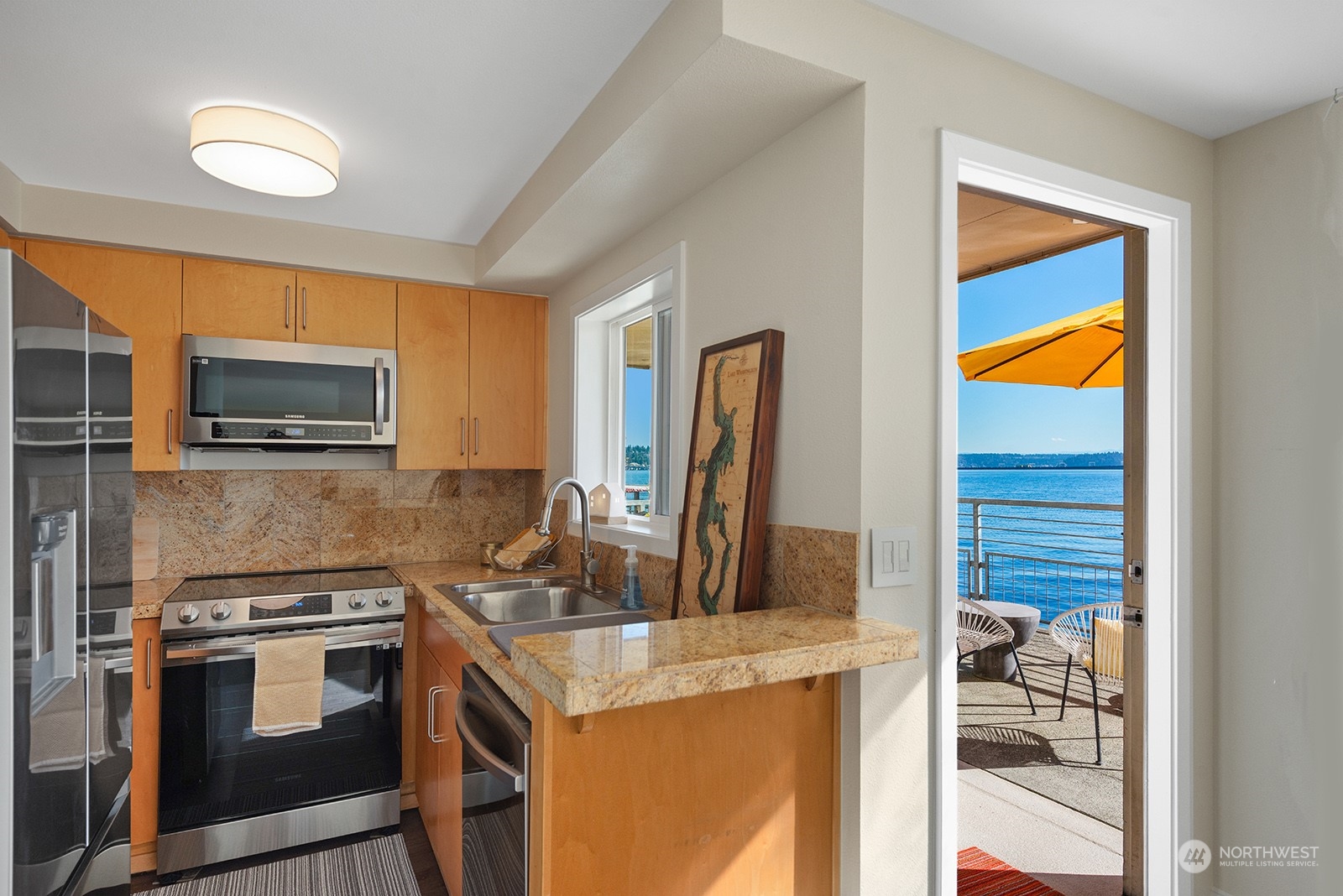 334 Lakeside Avenue S Unit: 107