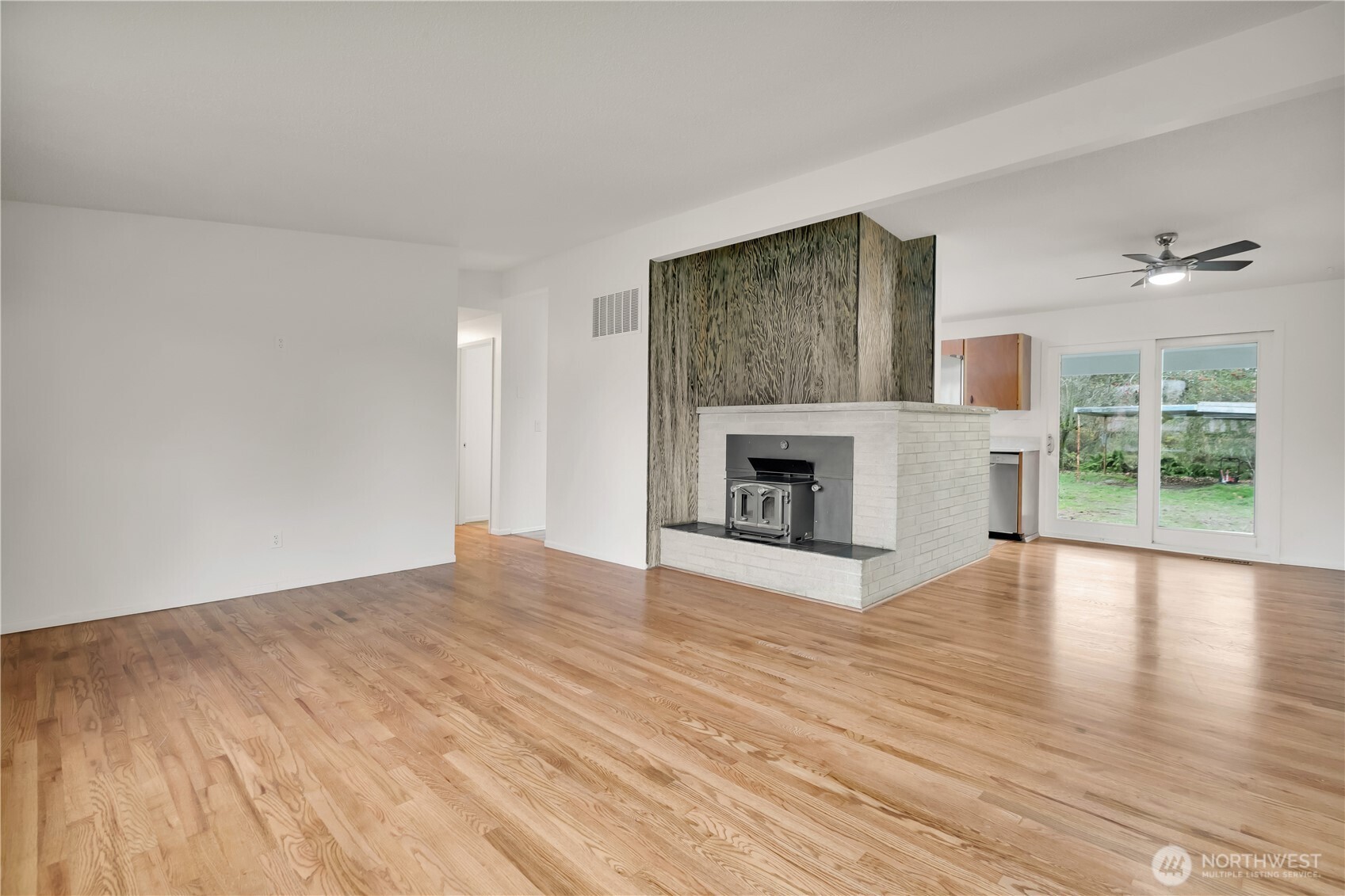 1361 S 279th Street
