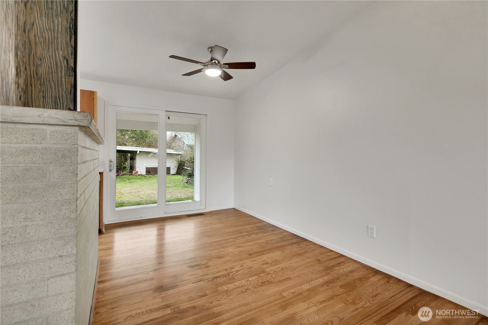 1361 S 279th Street