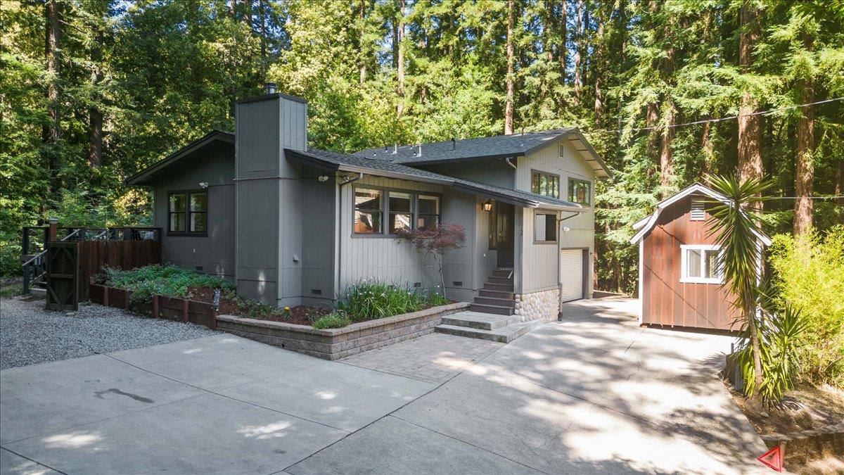 135 Sugar Valley Road