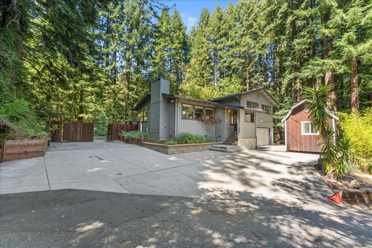 135 Sugar Valley Road