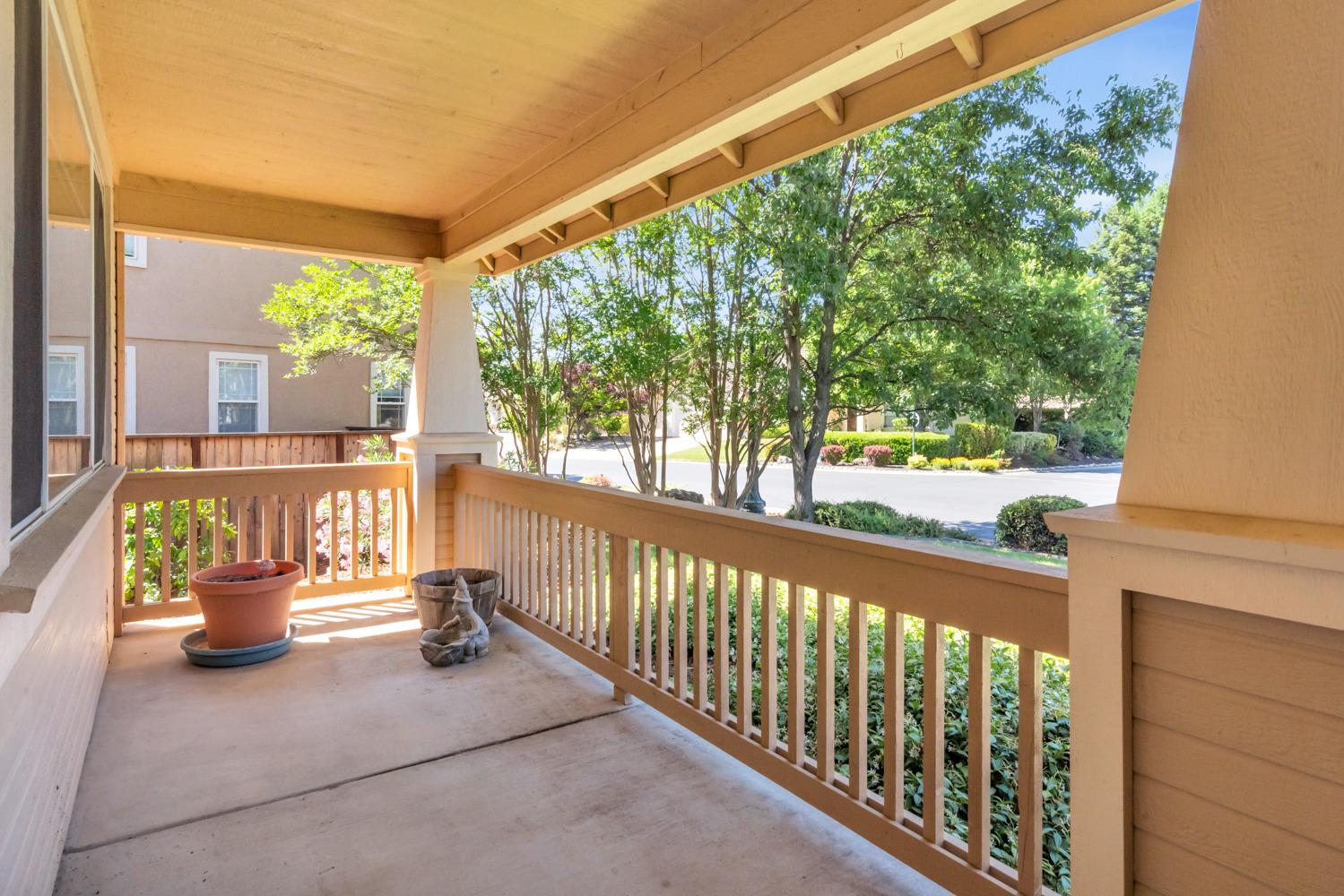 3391 Thornhill Dr.