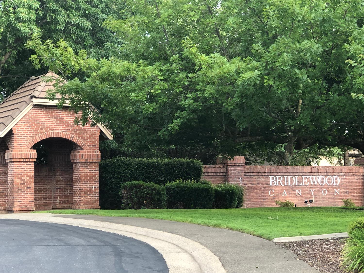 3391 Thornhill Dr.