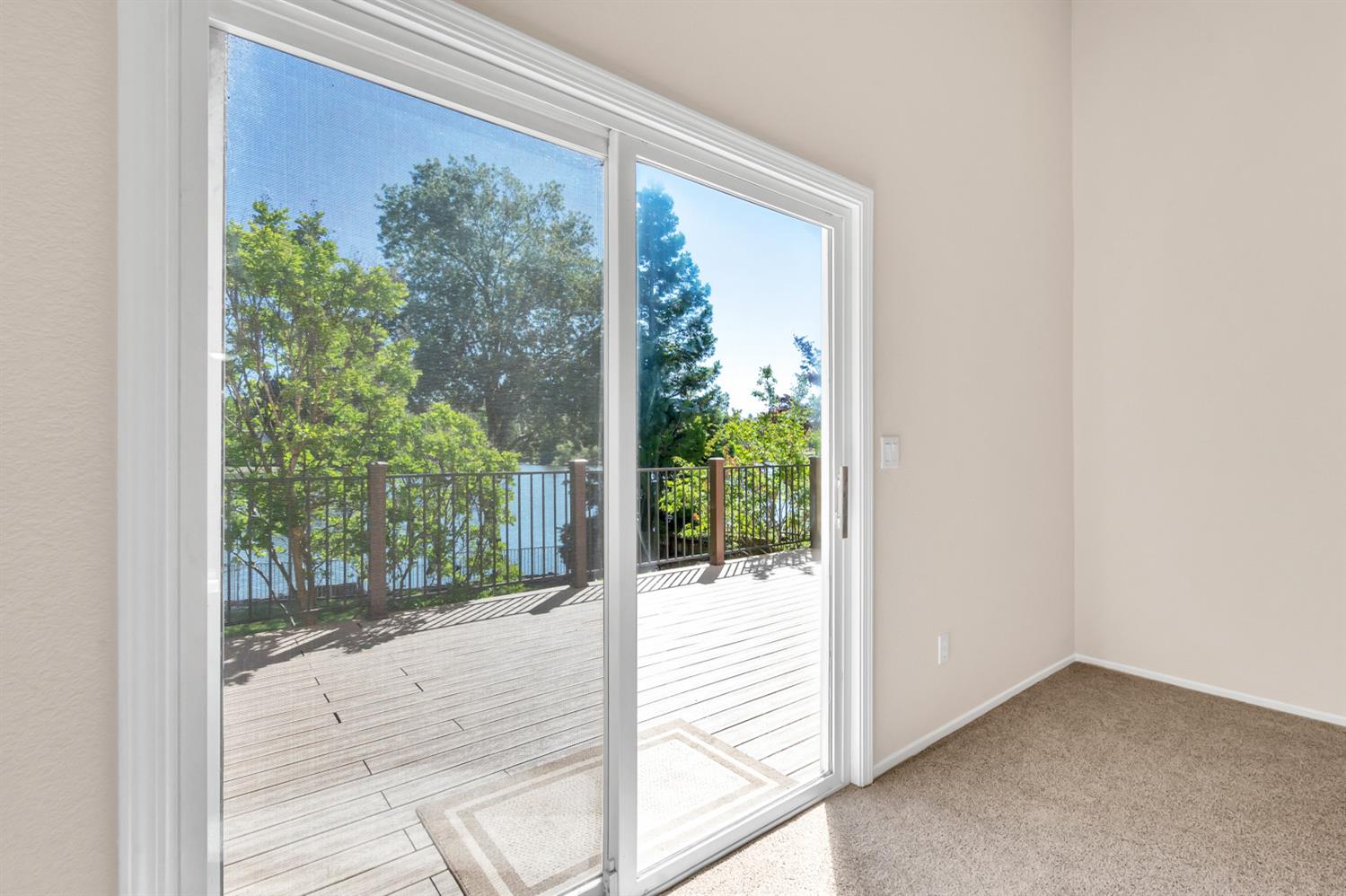 3391 Thornhill Dr.