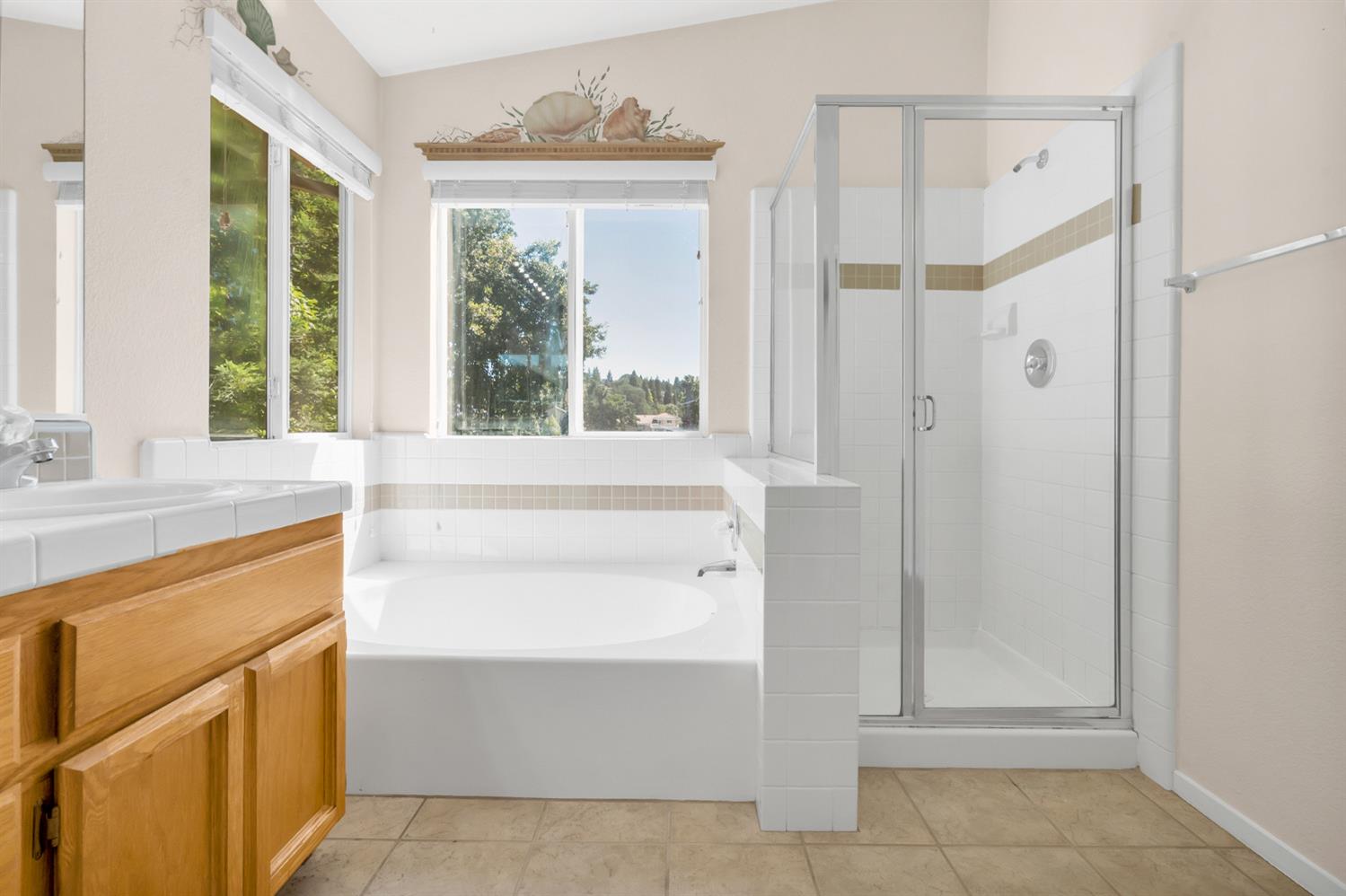 3391 Thornhill Dr.