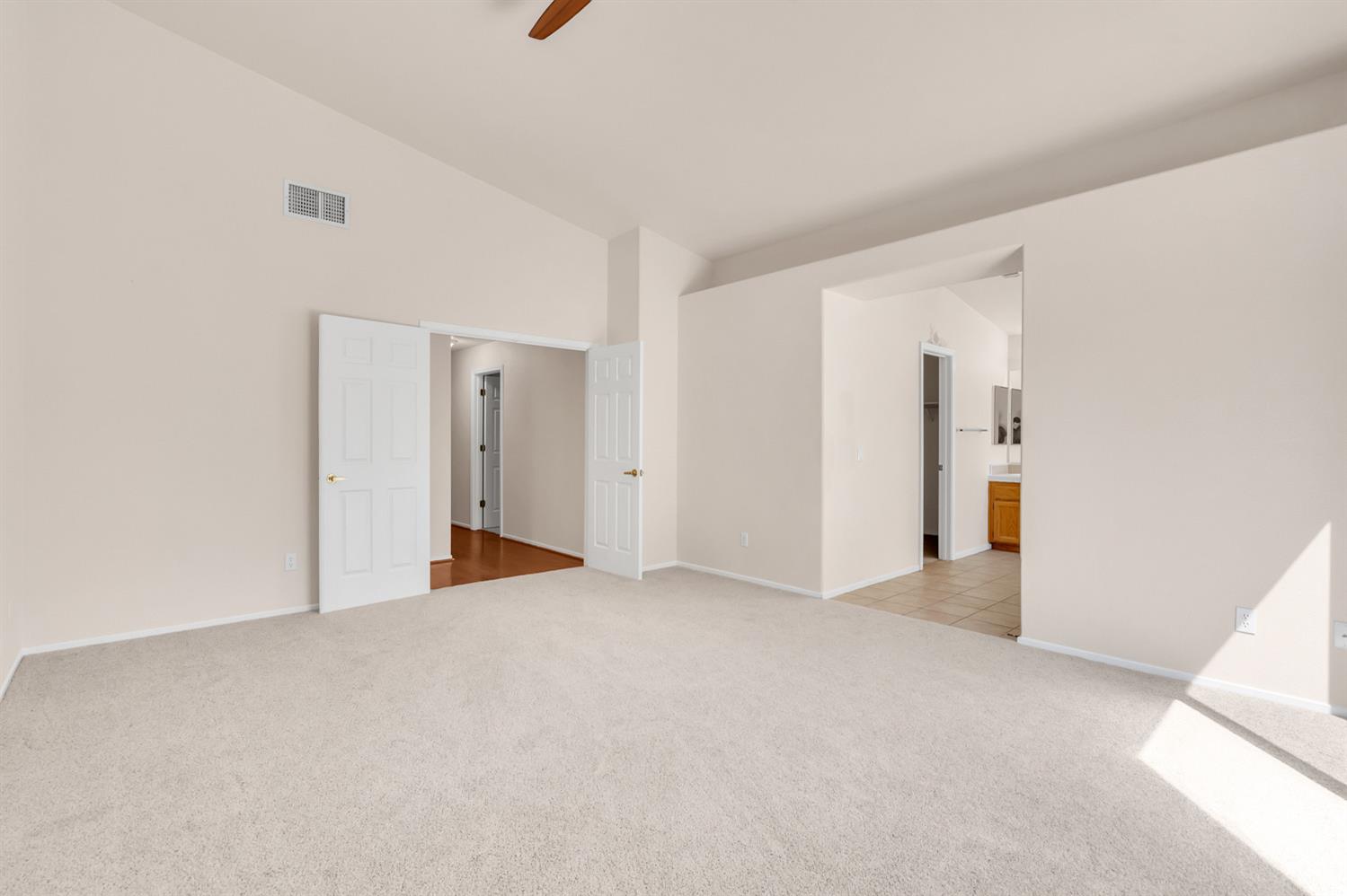 3391 Thornhill Dr.