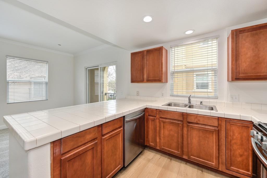 4800 Westlake Pkwy Pkwy Unit: 203