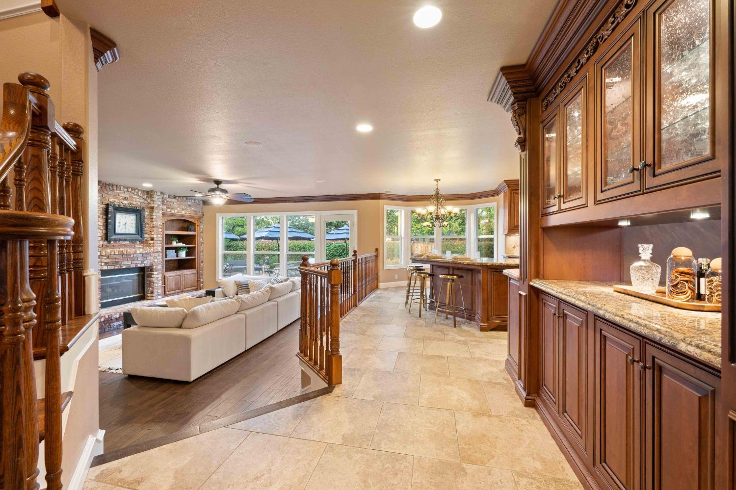 2052 Thornhill Drive