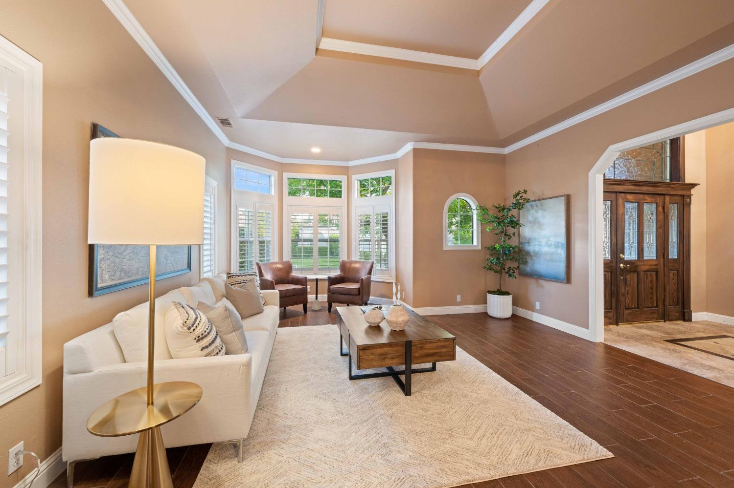 2052 Thornhill Drive