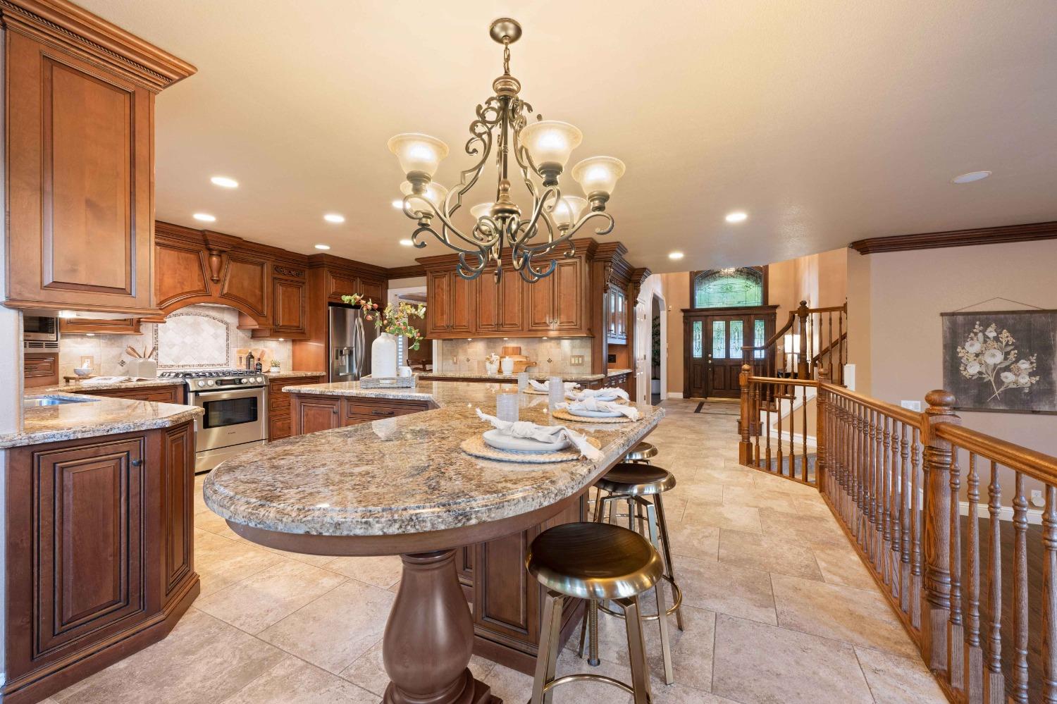 2052 Thornhill Drive