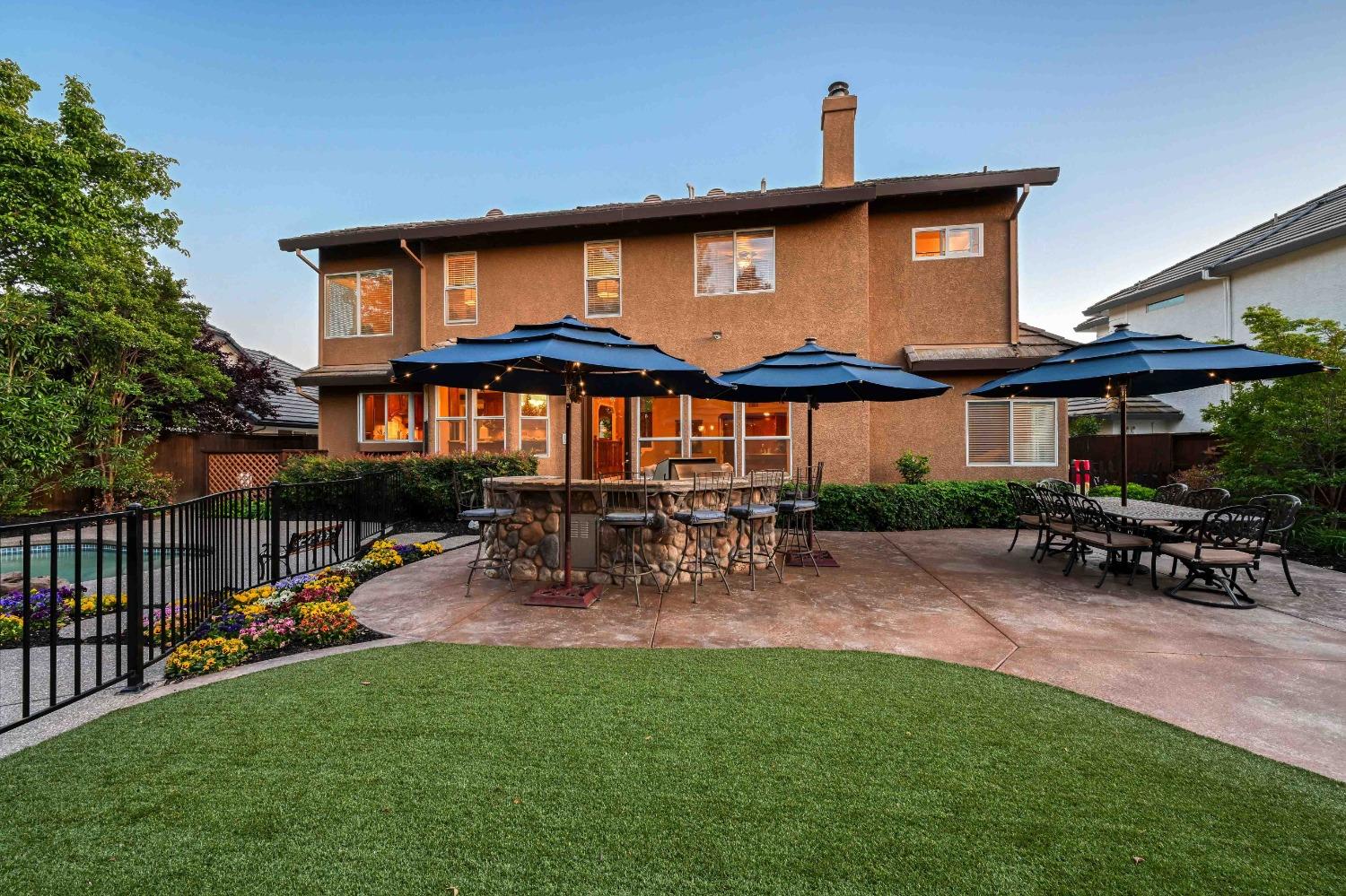 2052 Thornhill Drive