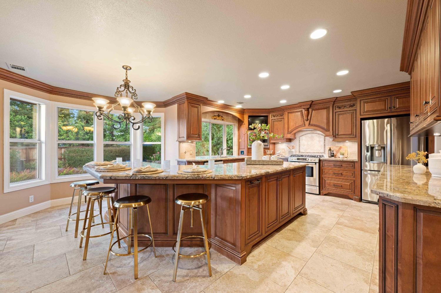 2052 Thornhill Drive