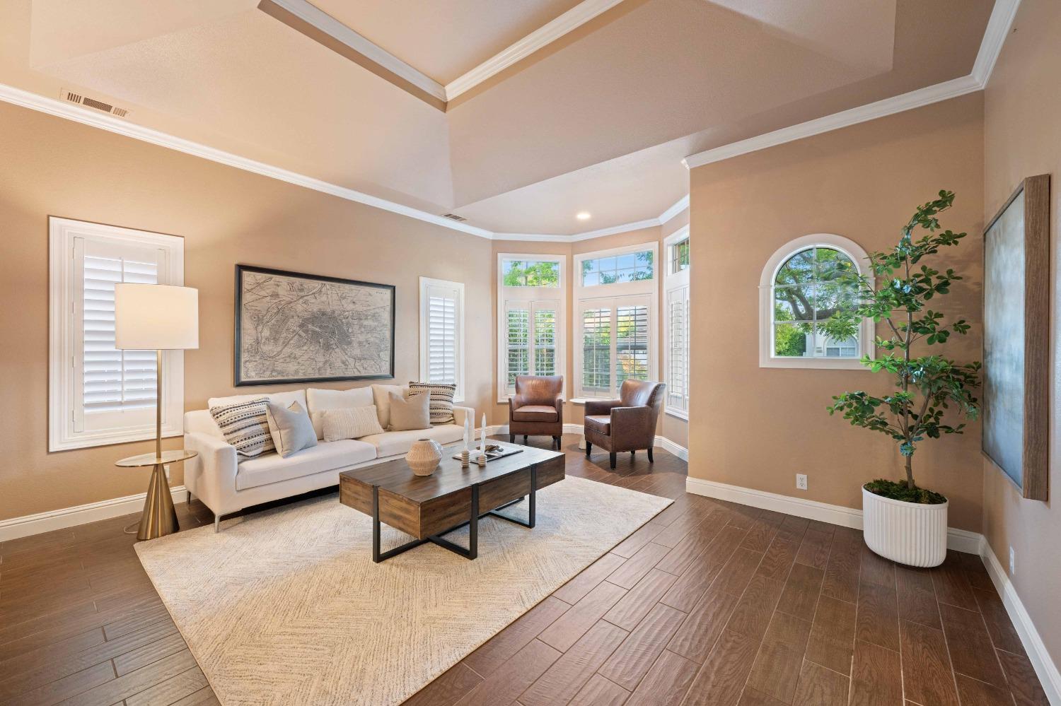 2052 Thornhill Drive