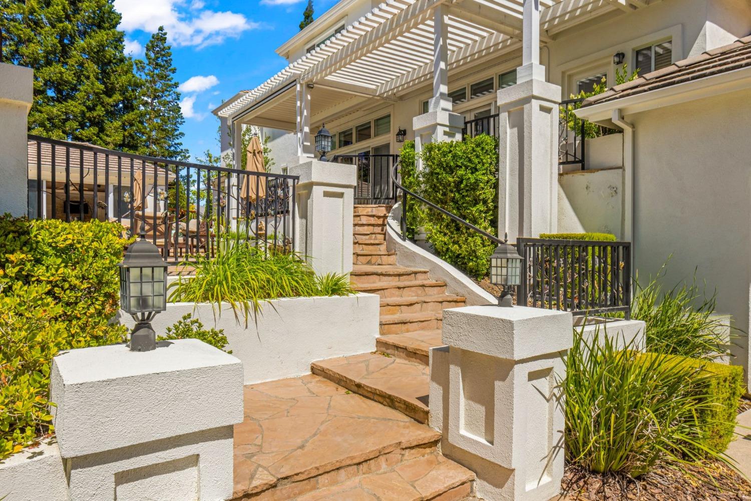 9505 Ashbourne Court