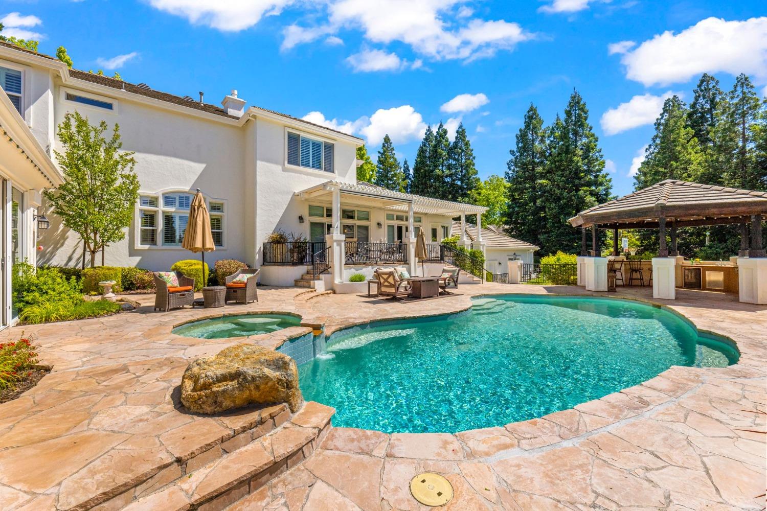 9505 Ashbourne Court