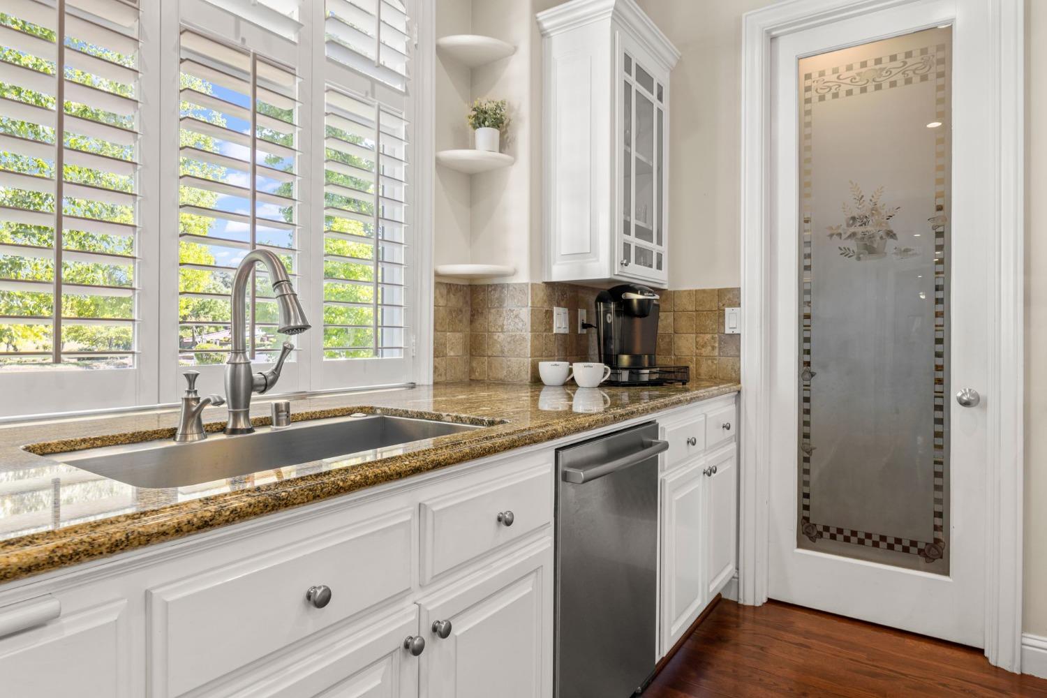 9505 Ashbourne Court