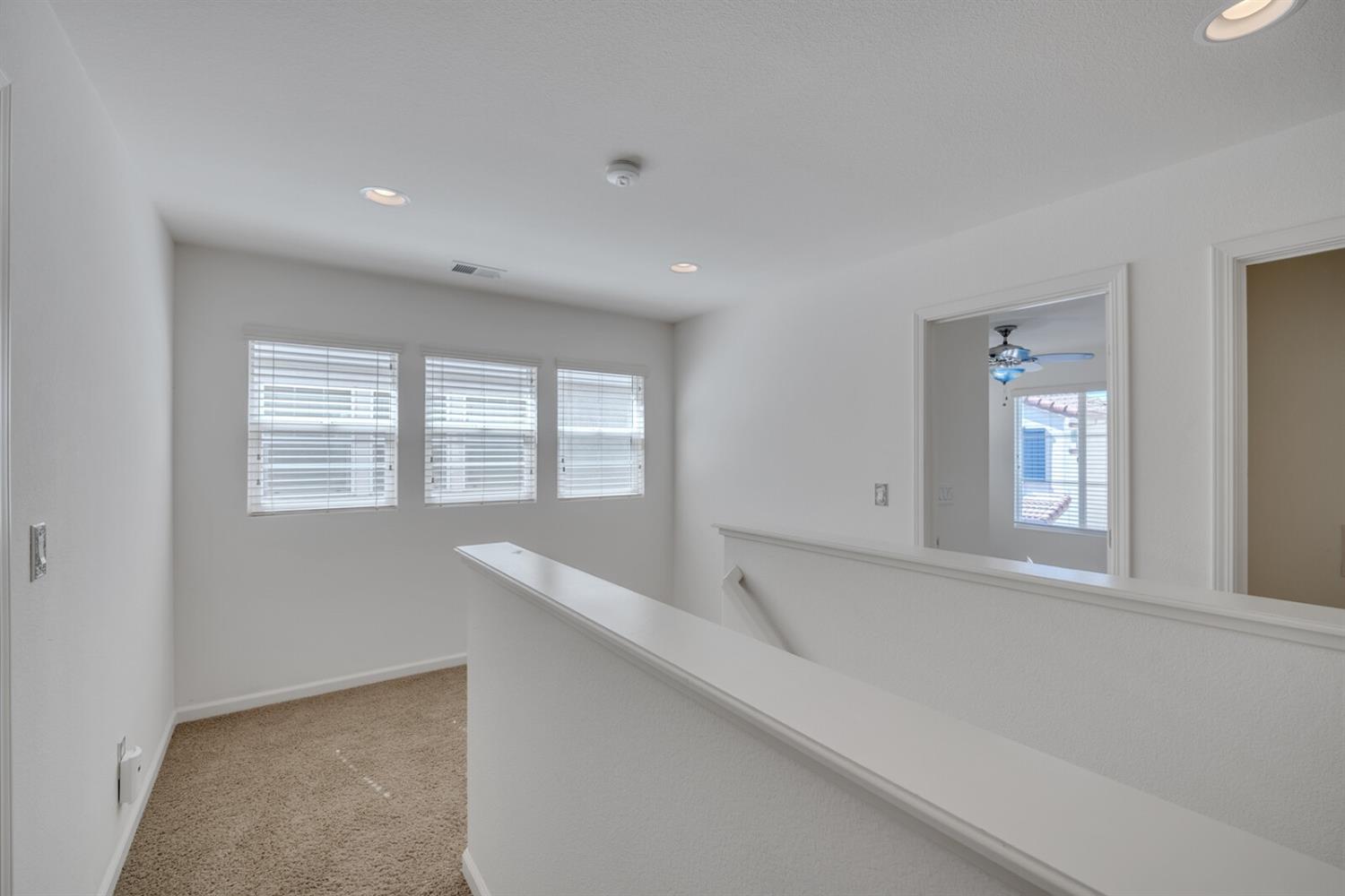 1392 Impressionist Loop