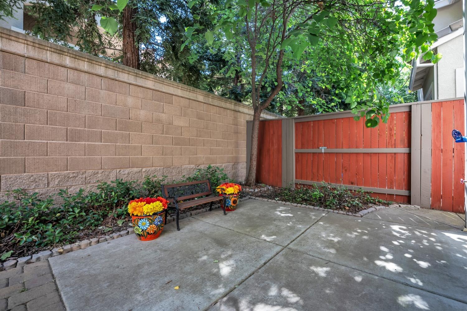 1392 Impressionist Loop