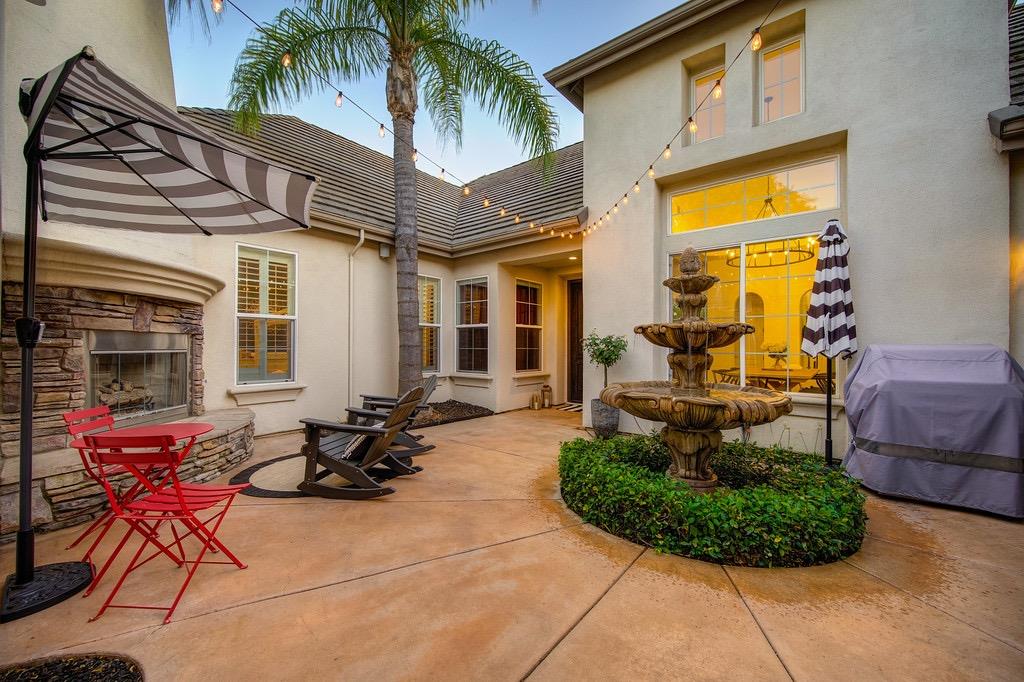 2004 Robin Brook Way