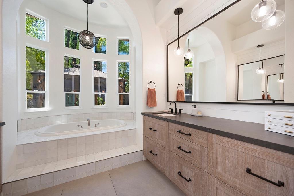 2004 Robin Brook Way