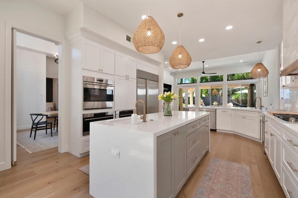 2004 Robin Brook Way