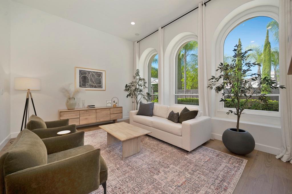 2004 Robin Brook Way