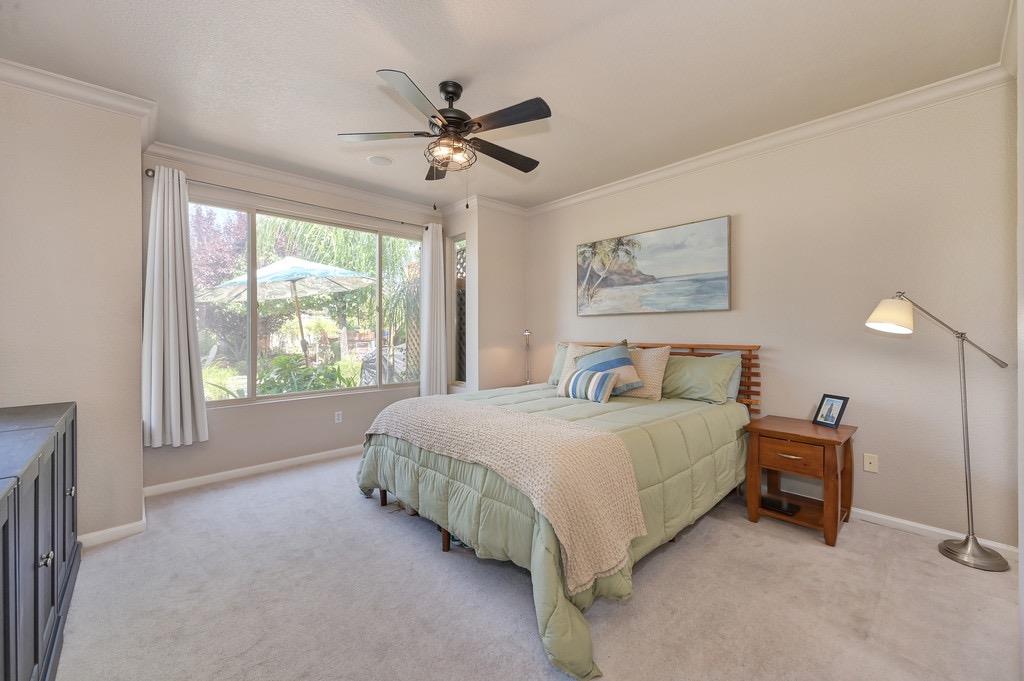 1029 Fairway Valley Ln