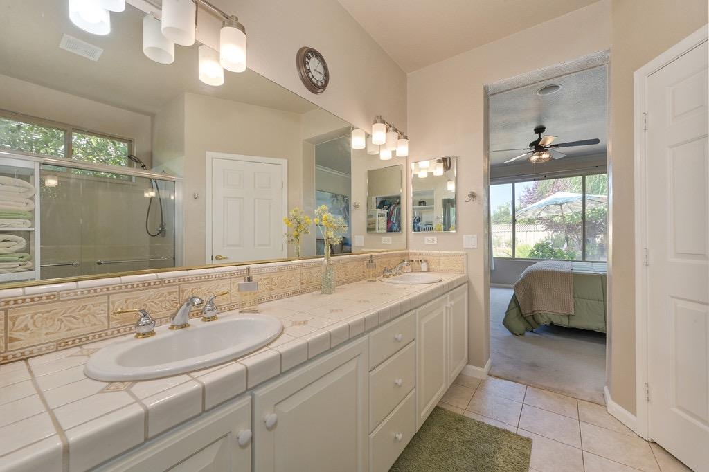 1029 Fairway Valley Ln