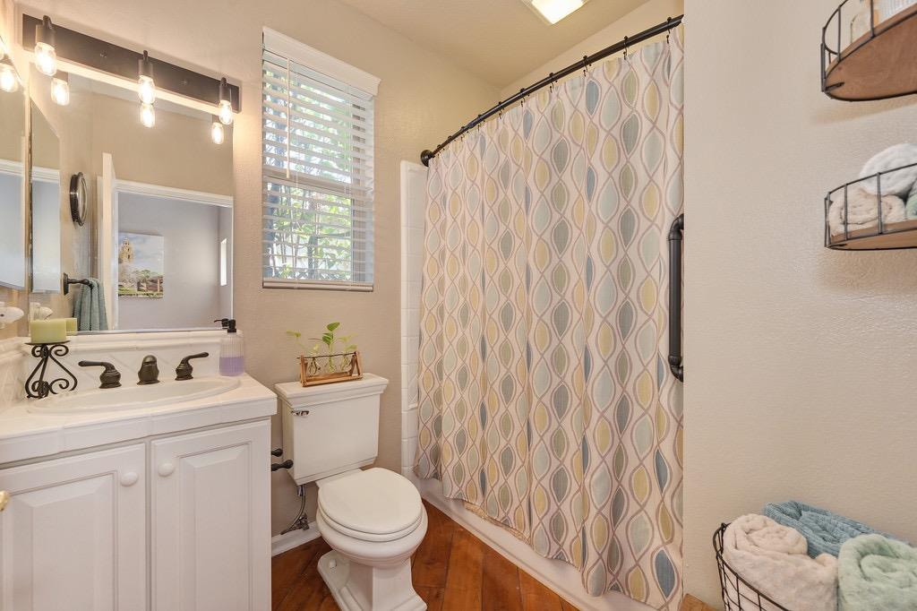 1029 Fairway Valley Ln