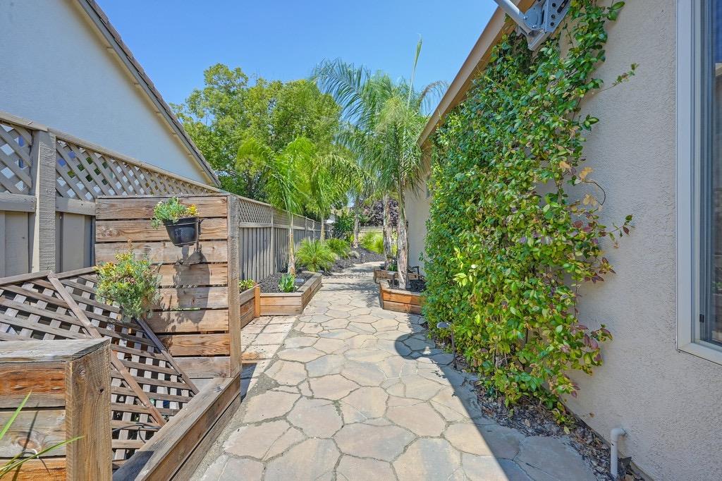 1029 Fairway Valley Ln