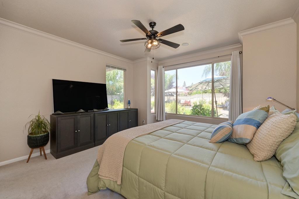 1029 Fairway Valley Ln