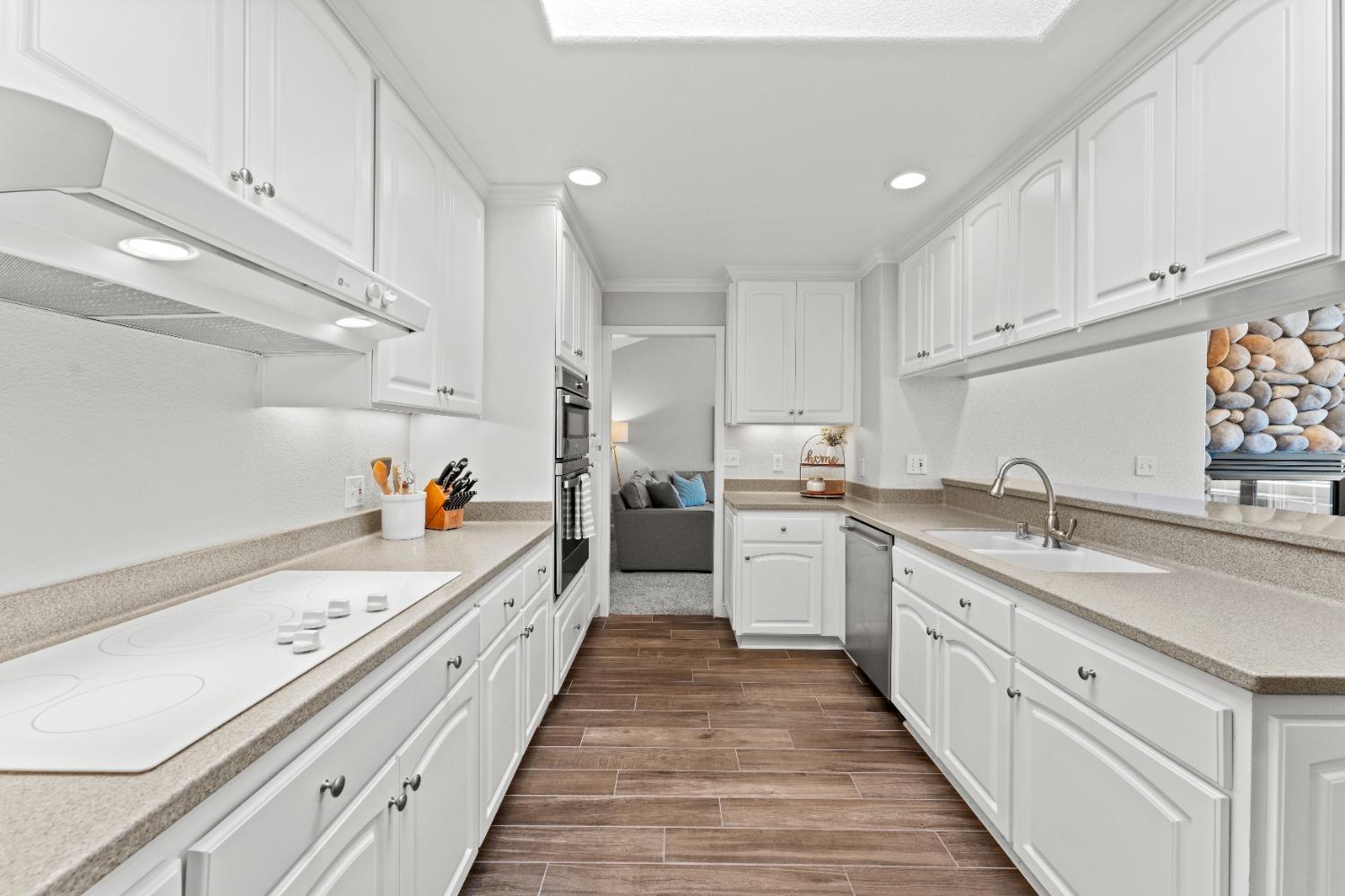 8285 Hillgrove Street