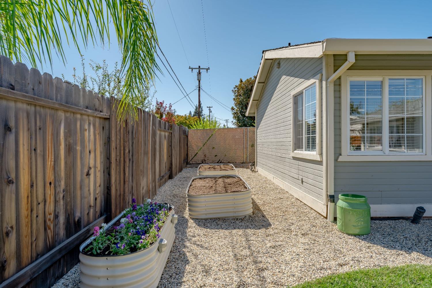 8285 Hillgrove Street