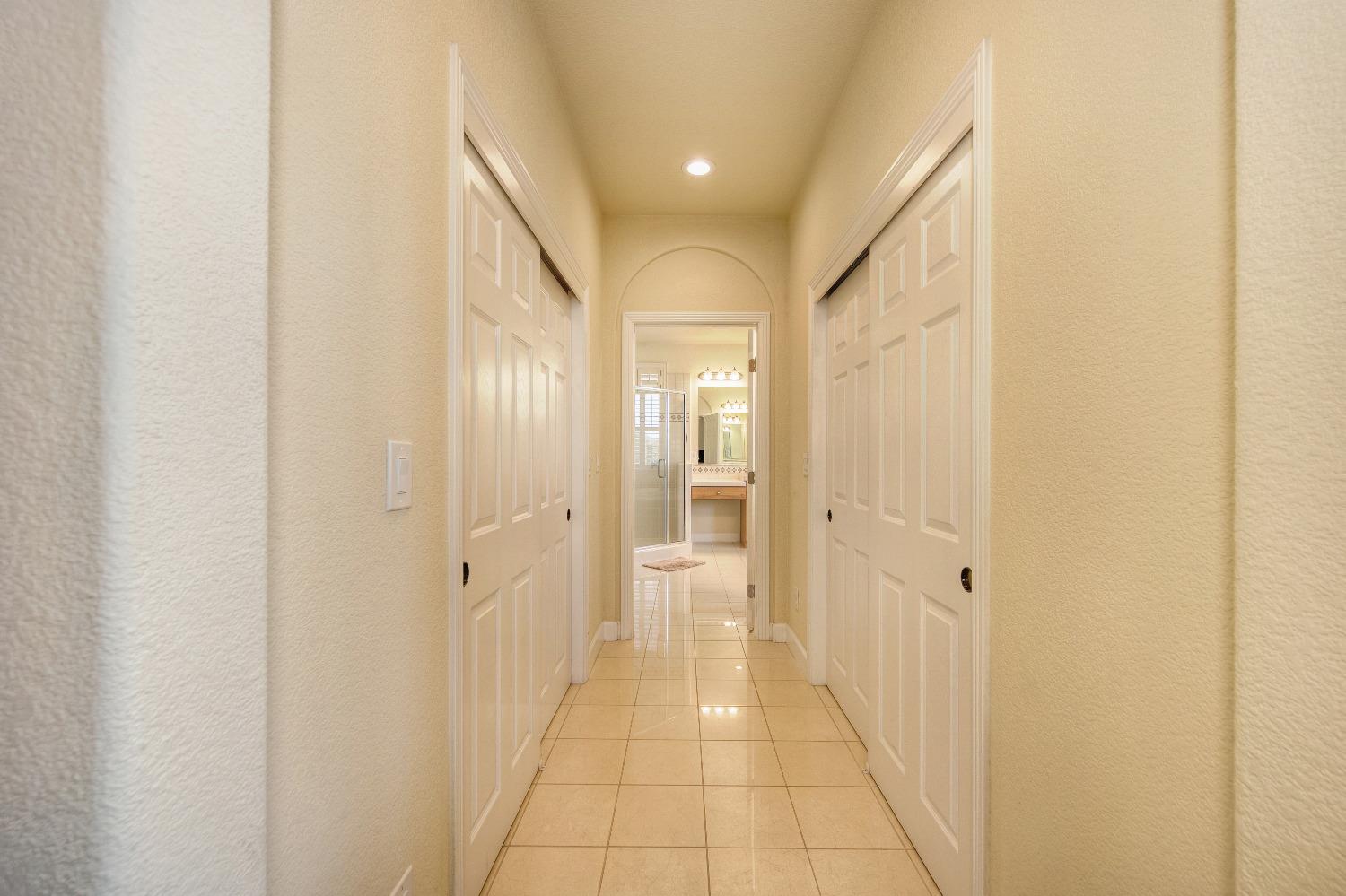 5636 John Runge Street