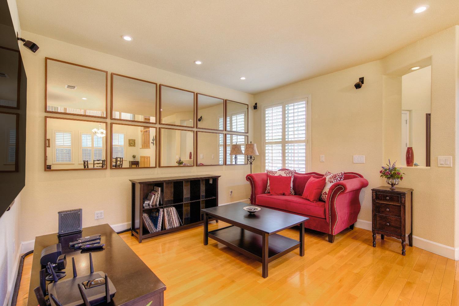 5636 John Runge Street