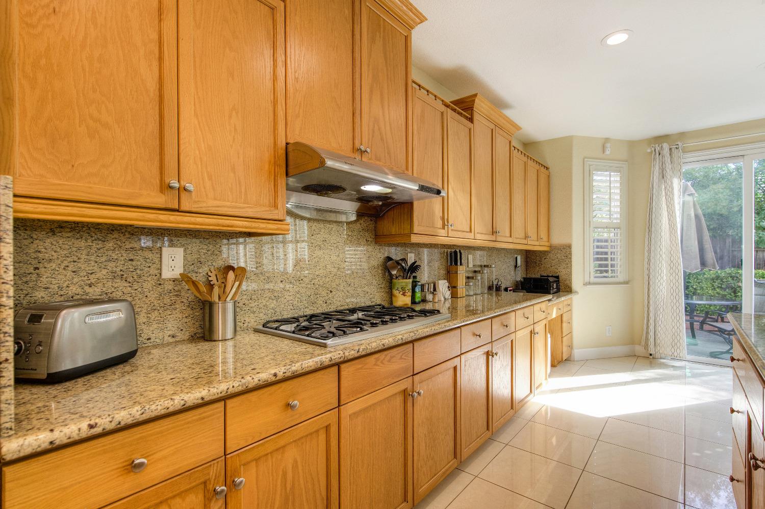 5636 John Runge Street