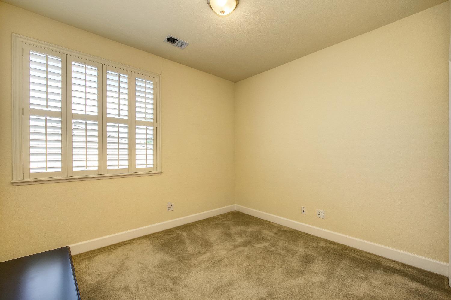 5636 John Runge Street