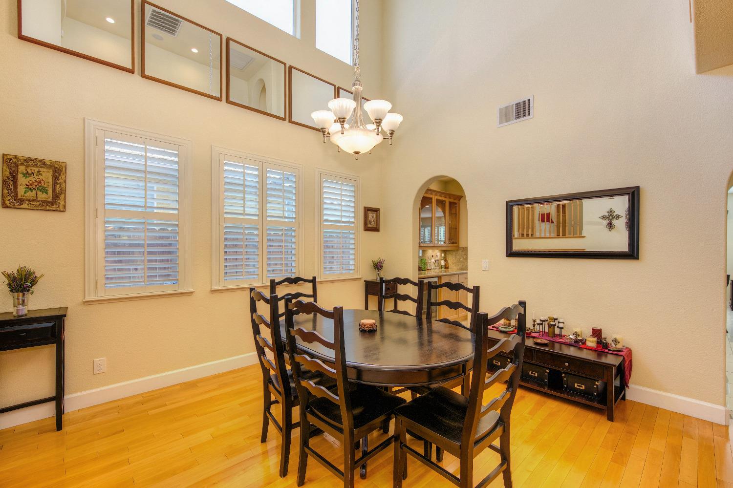 5636 John Runge Street