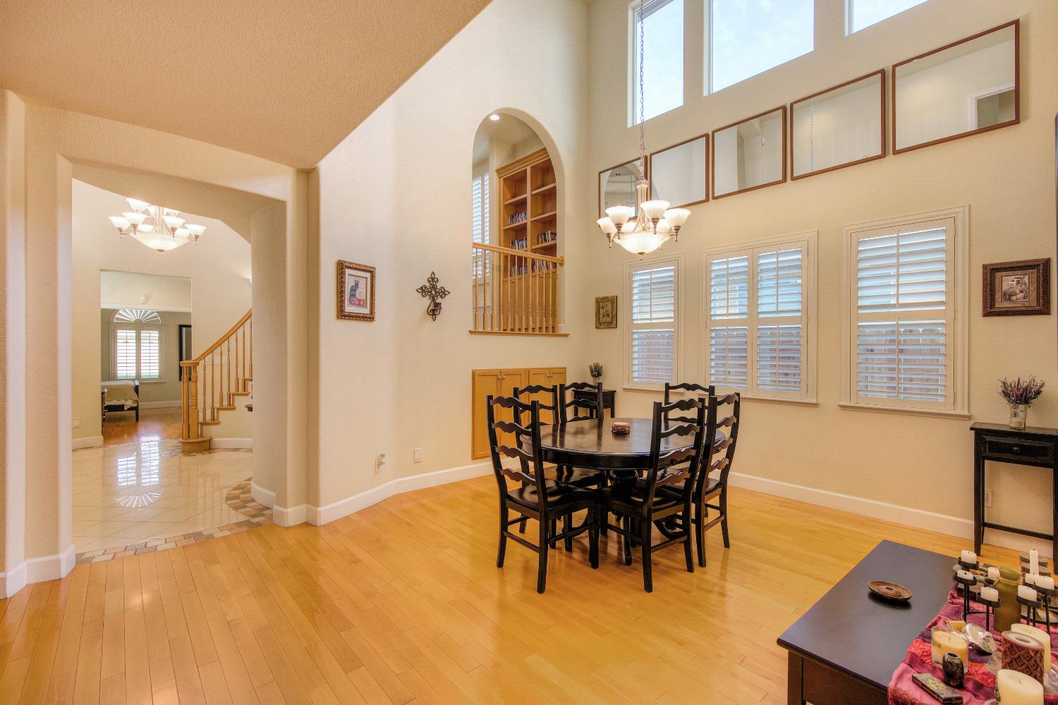 5636 John Runge Street